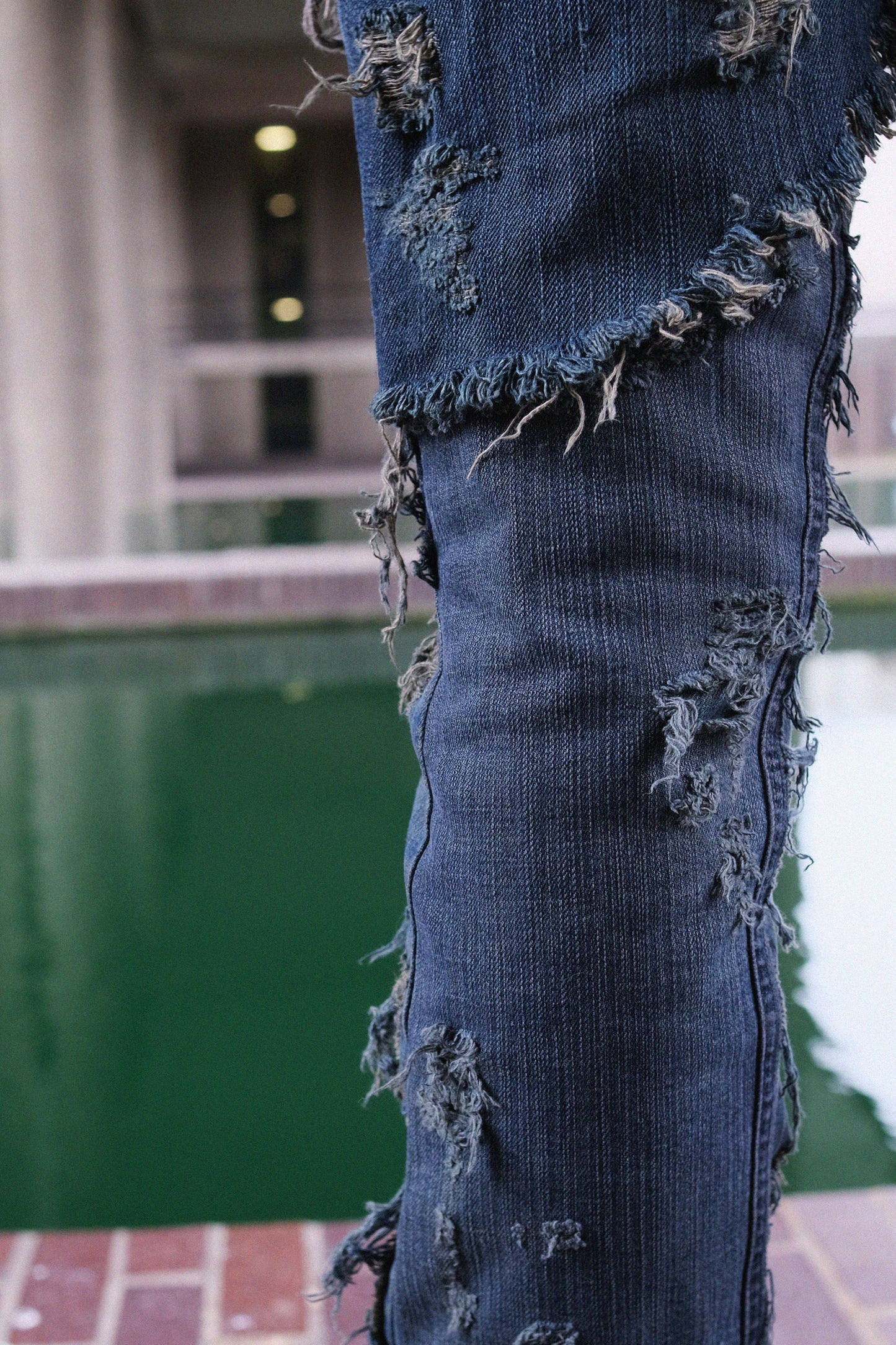 SLASH TONE JEANS